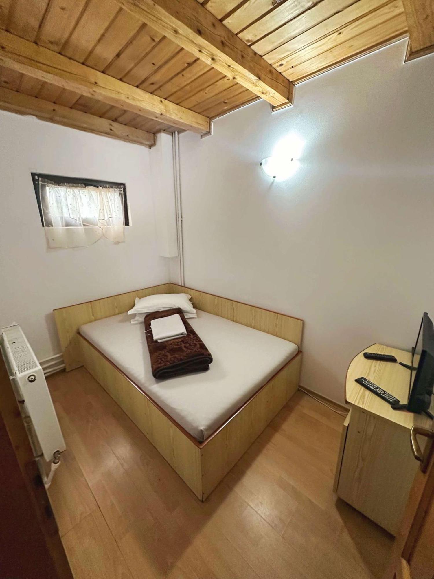 Pensiunea Ionela Zemes Exterior foto